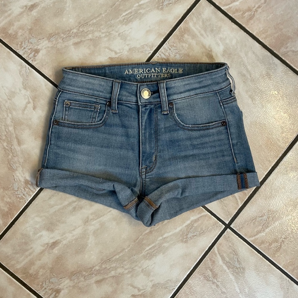 American Eagle High Rise Shortie Size: 2